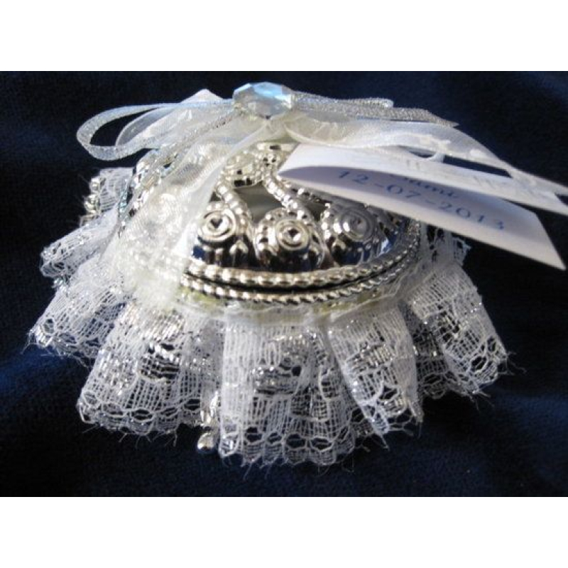 zilverkleurig doosje met tule