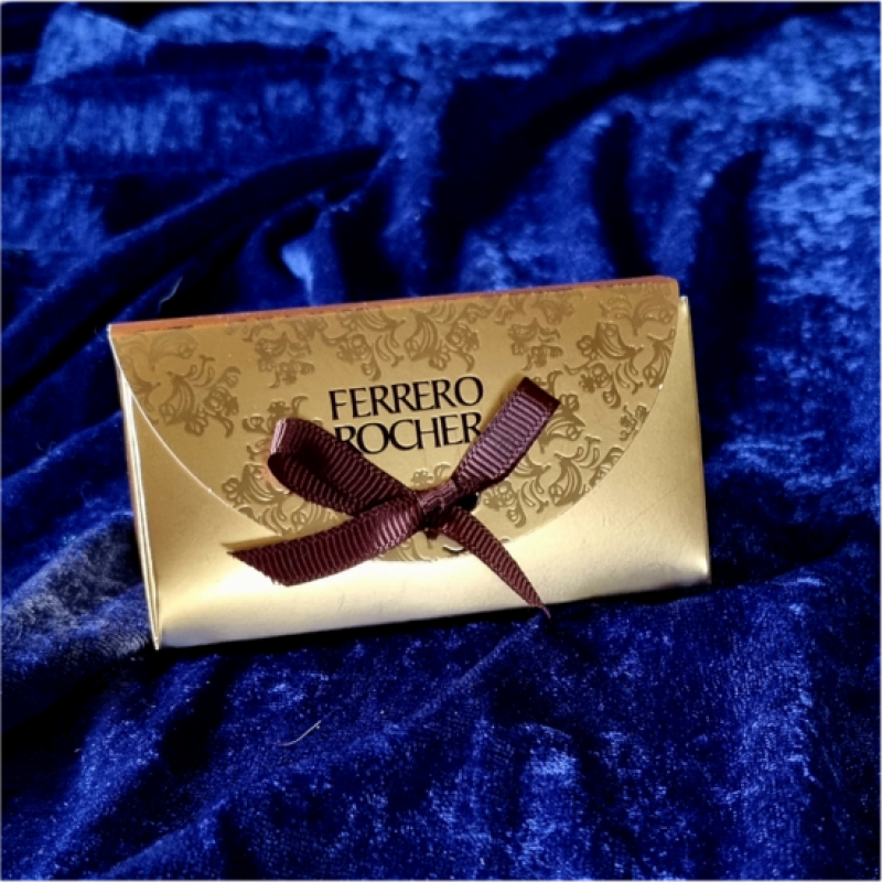 luxe doosje met 2 Ferrero rocher pralines