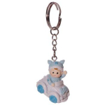 sleutelhanger baby in auto of trein